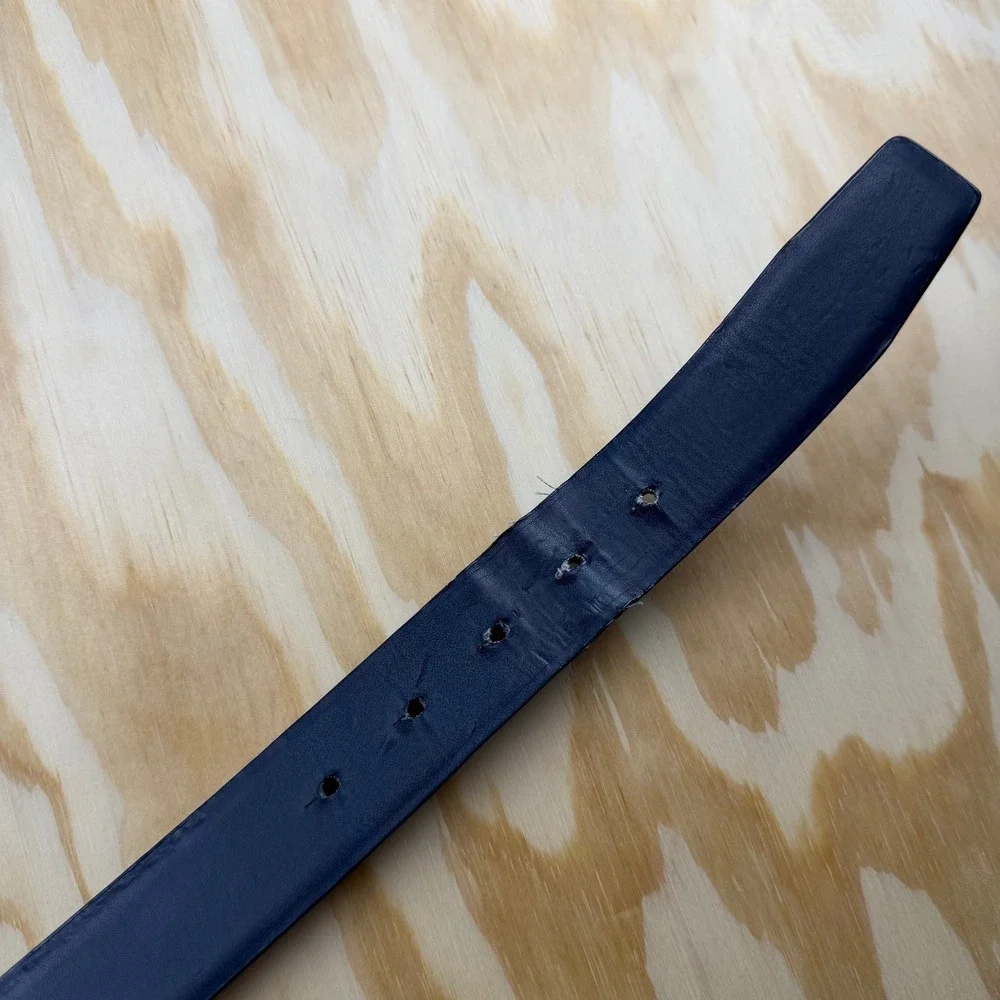 Oakley Mens Leather Belt Navy Blue Black Buckle Logo Embossed Sport Golf 40 Inch